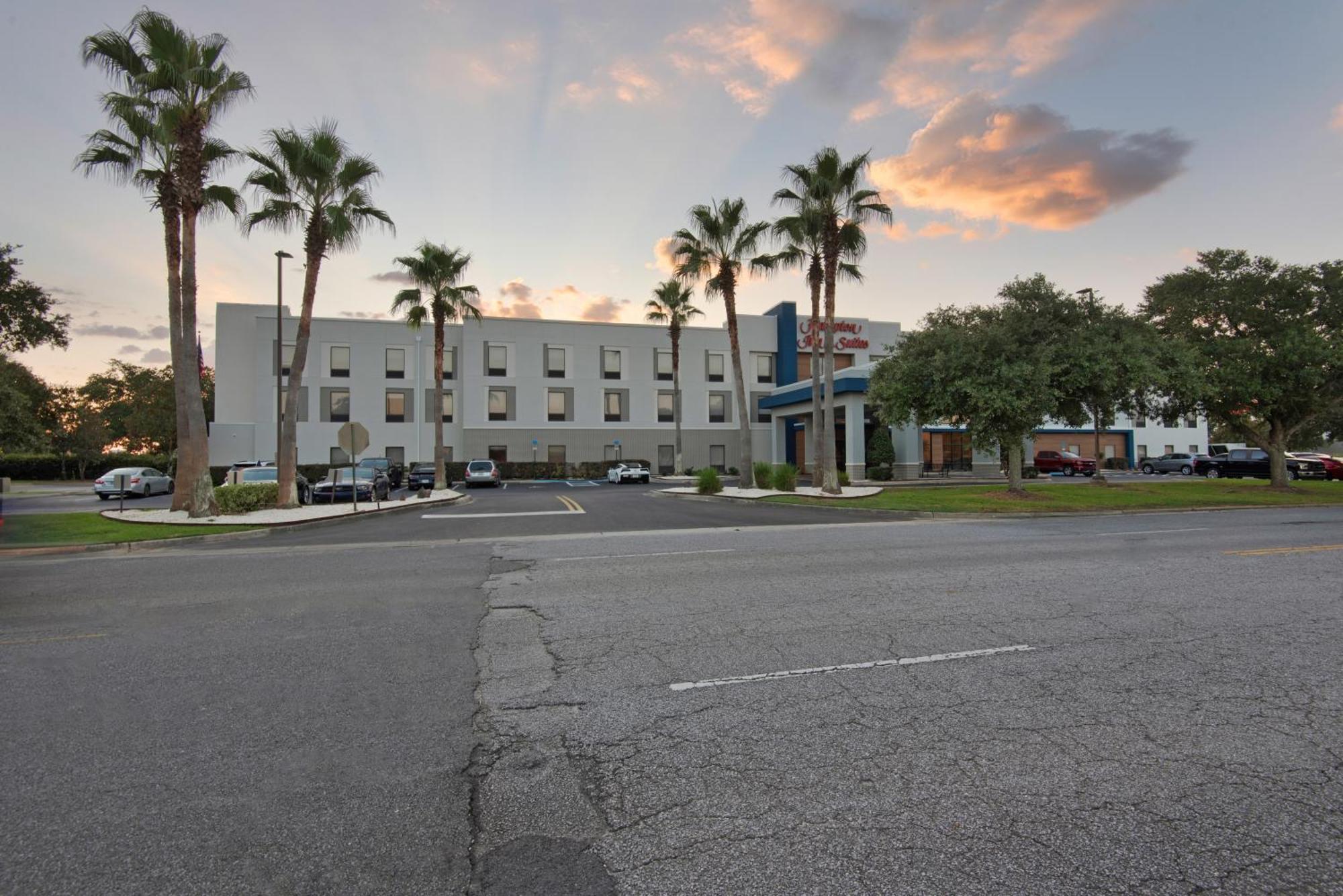 Hampton Inn & Suites Pensacola I-10 N At University Town Plaza Ferry Pass Ngoại thất bức ảnh