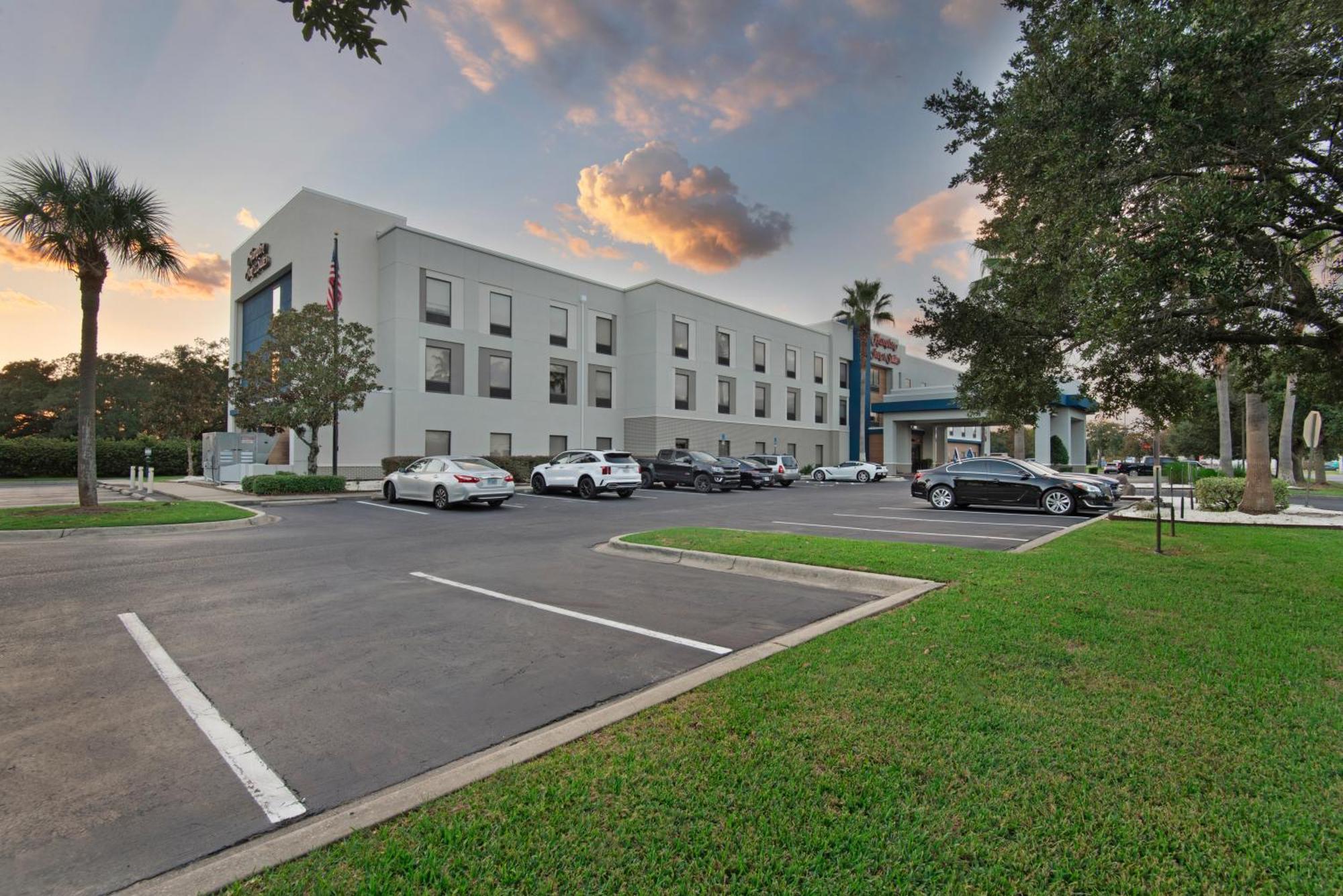 Hampton Inn & Suites Pensacola I-10 N At University Town Plaza Ferry Pass Ngoại thất bức ảnh