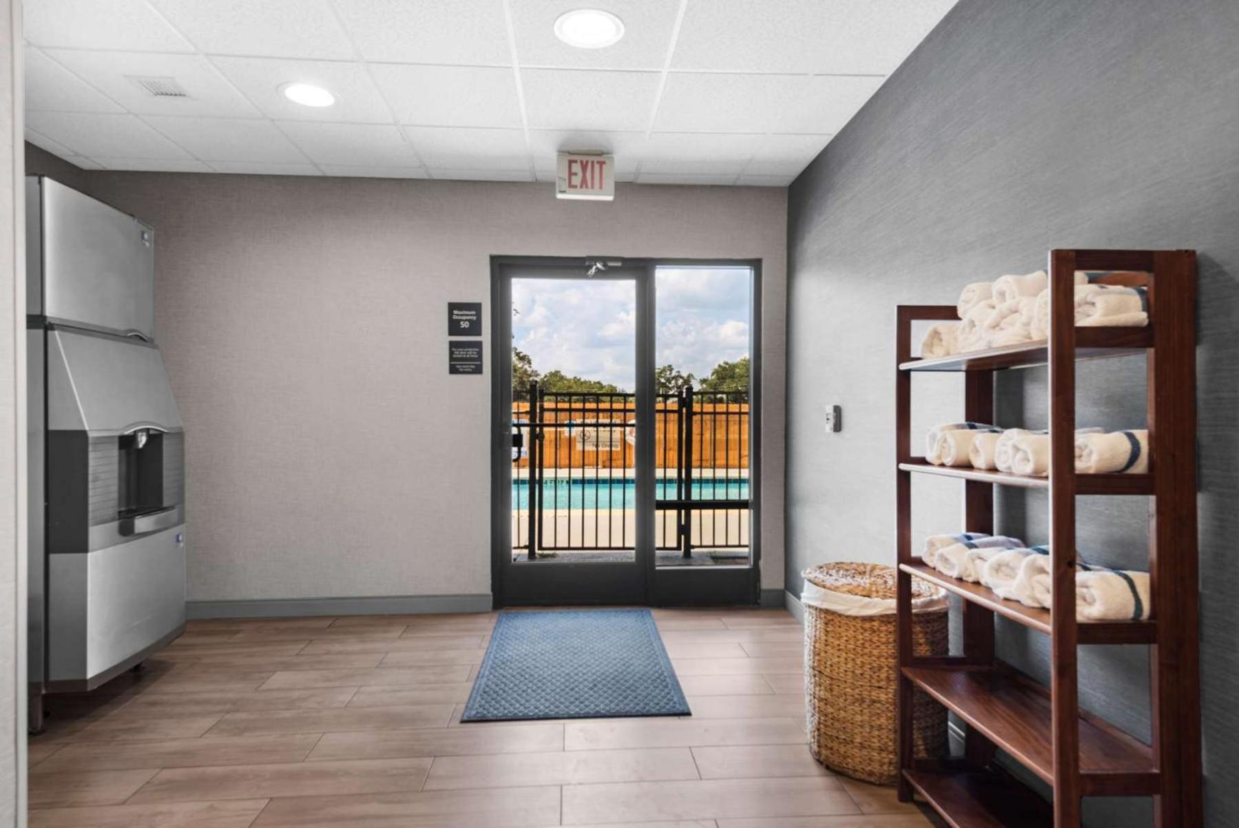 Hampton Inn & Suites Pensacola I-10 N At University Town Plaza Ferry Pass Ngoại thất bức ảnh