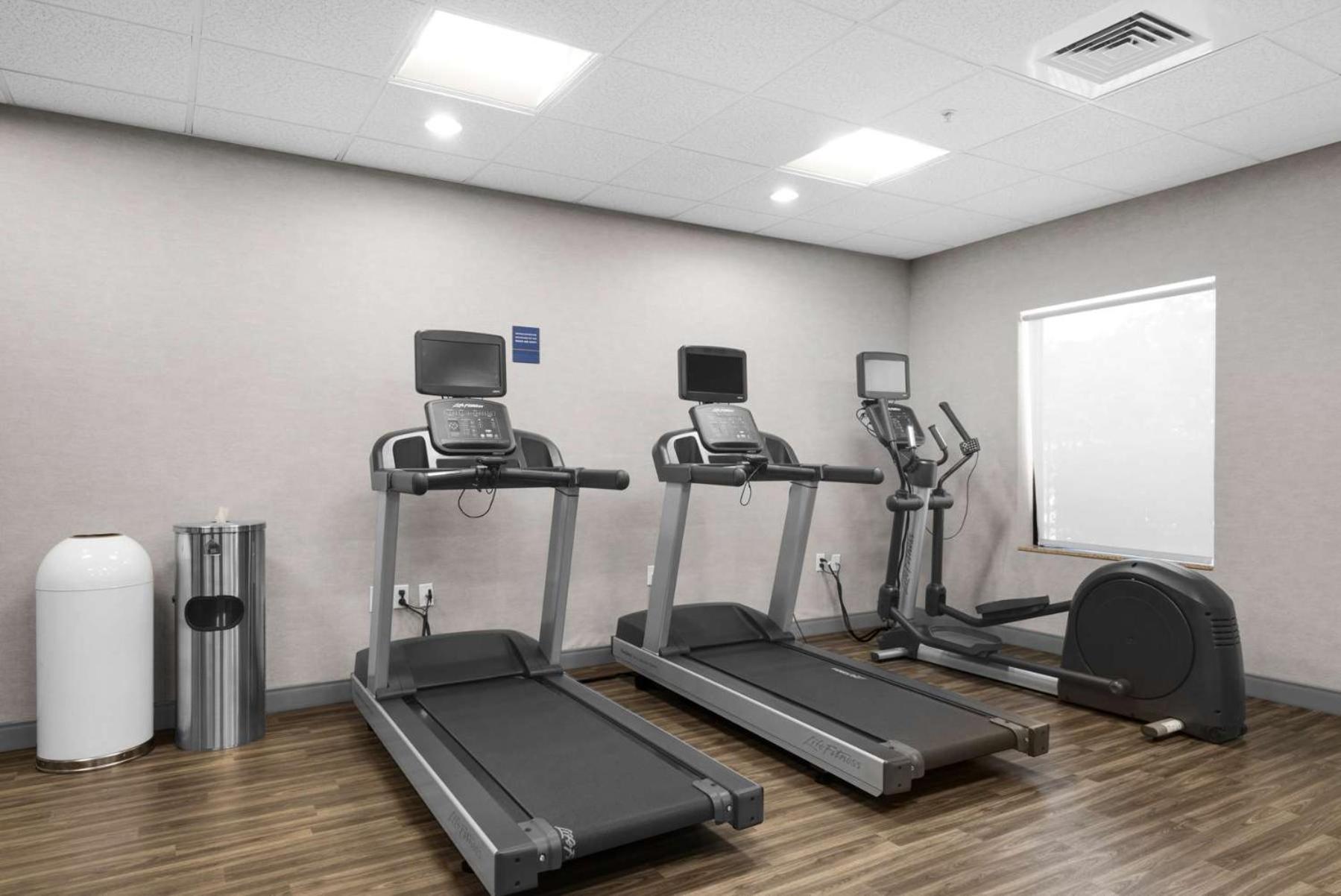Hampton Inn & Suites Pensacola I-10 N At University Town Plaza Ferry Pass Ngoại thất bức ảnh